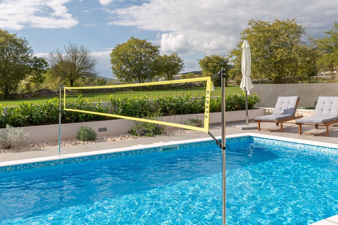 Villa Dali - Luxury Holiday House In Relaxing Area Sicane Buitenkant foto